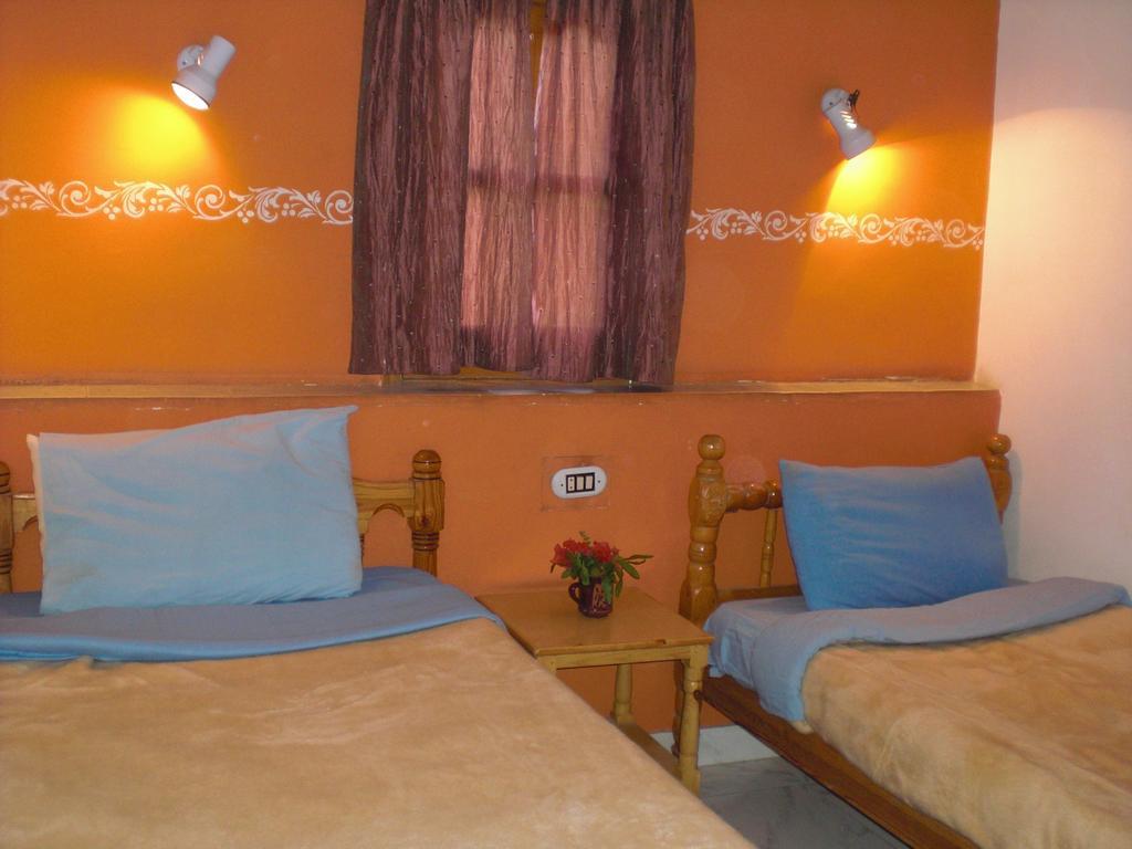 El Fayrouz Hotel Luxor Zimmer foto
